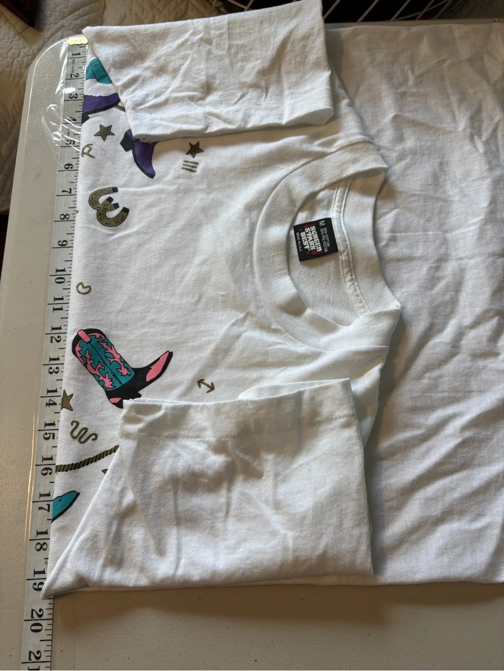 Vintage Womens Graphic Tee Size Medium Cowgirl Boots Rope Western Single Stitch - Picture 7 of 9